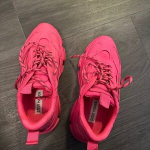 Balenciaga triple s type shoes